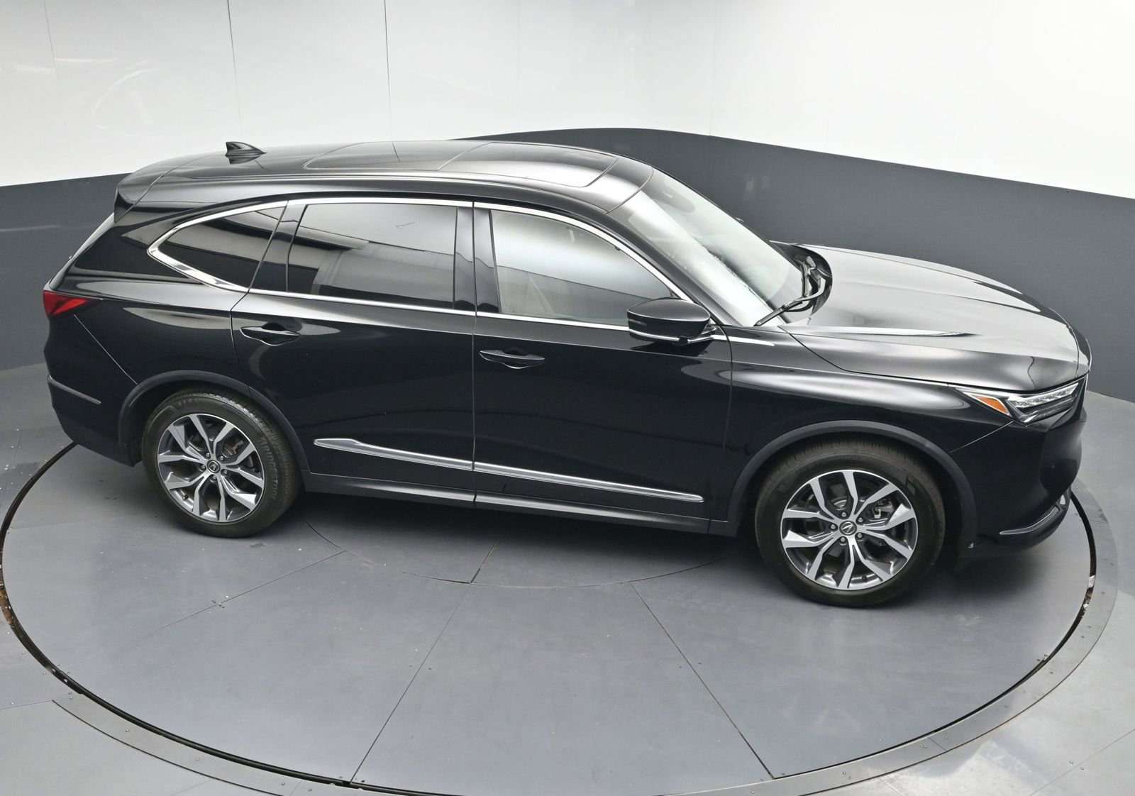 Used 2023 Acura MDX FWD w/ Technology Package image 34
