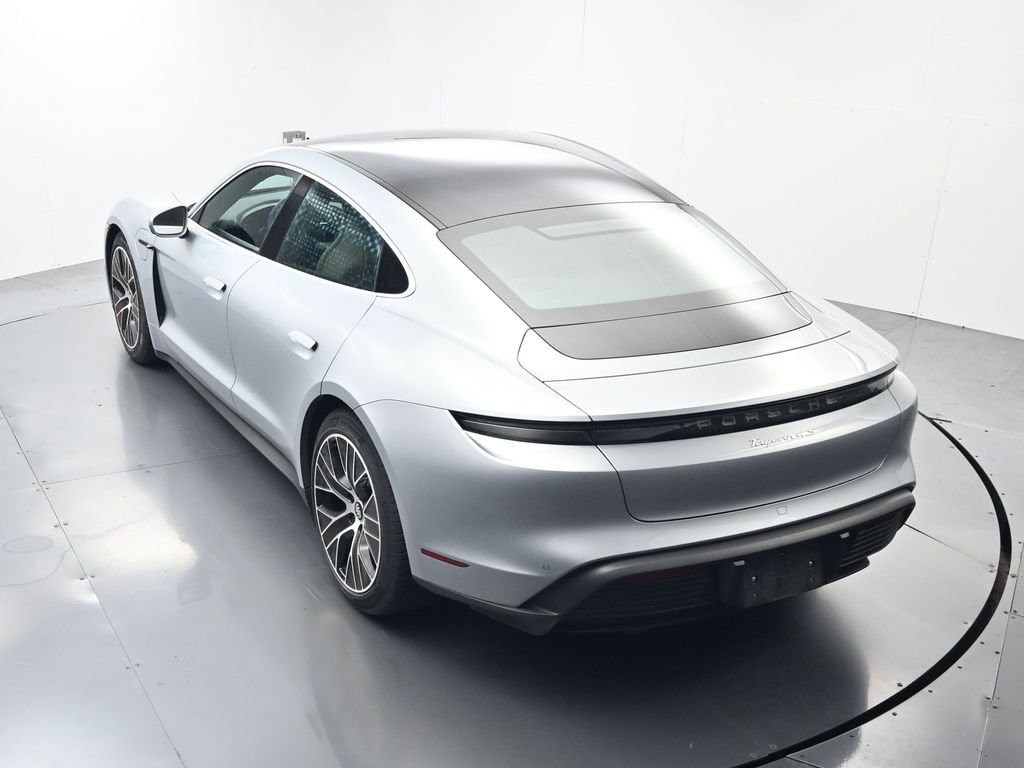Certified 2024 Porsche Taycan 4S AWD/4WD image 34