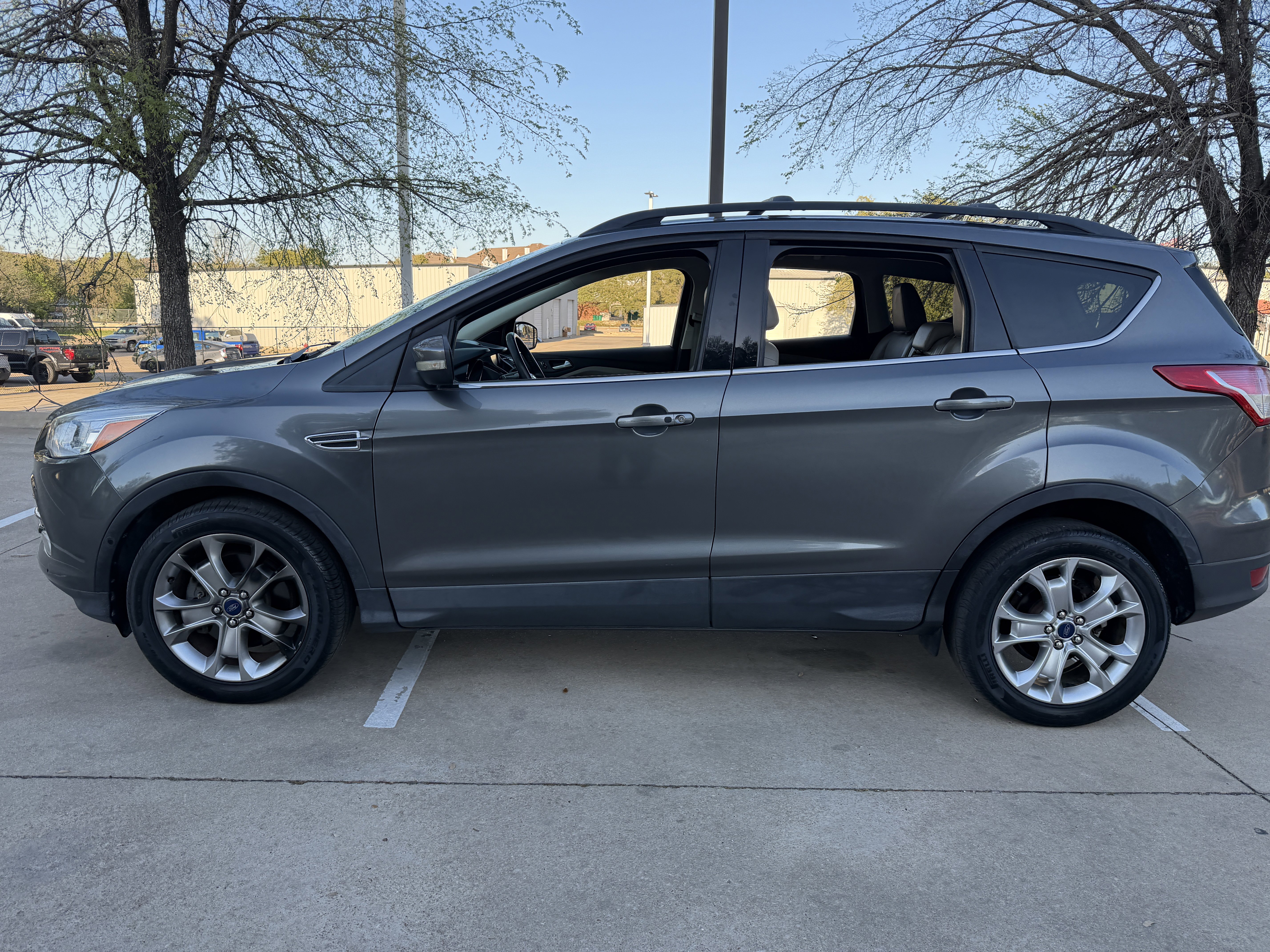 Used 2013 Ford Escape SEL image 4