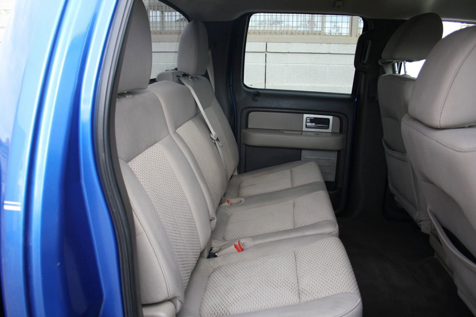 Used 2010 Ford F150 XLT image 12