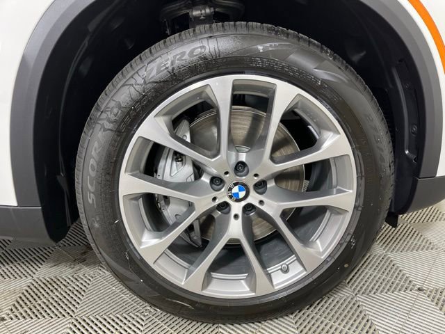 New 2026 BMW X5 xDrive50e AWD/4WD image 18