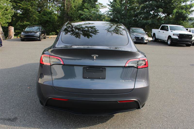 Used 2023 Tesla Model Y Long Range AWD/4WD image 6