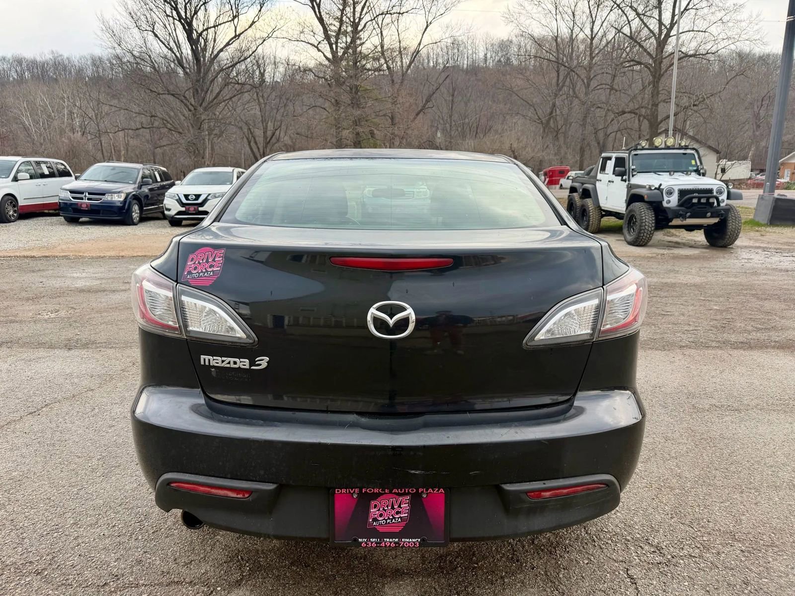 Used 2010 MAZDA MAZDA3 i Touring image 6