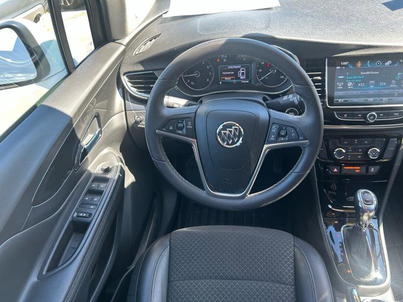 Used 2018 Buick Encore Preferred image 9