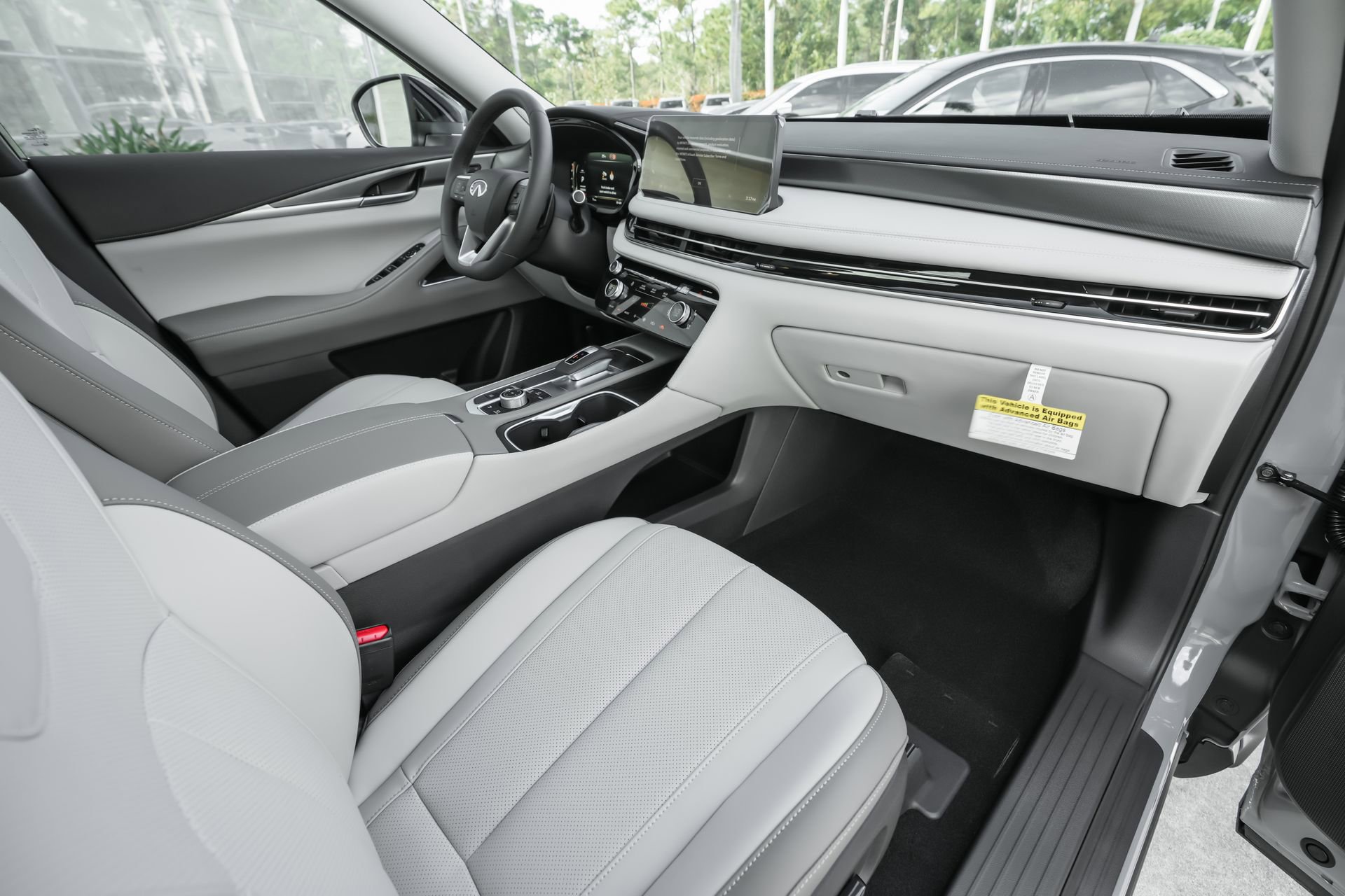 New 2026 INFINITI QX60 Luxe w/ Cargo Package image 29