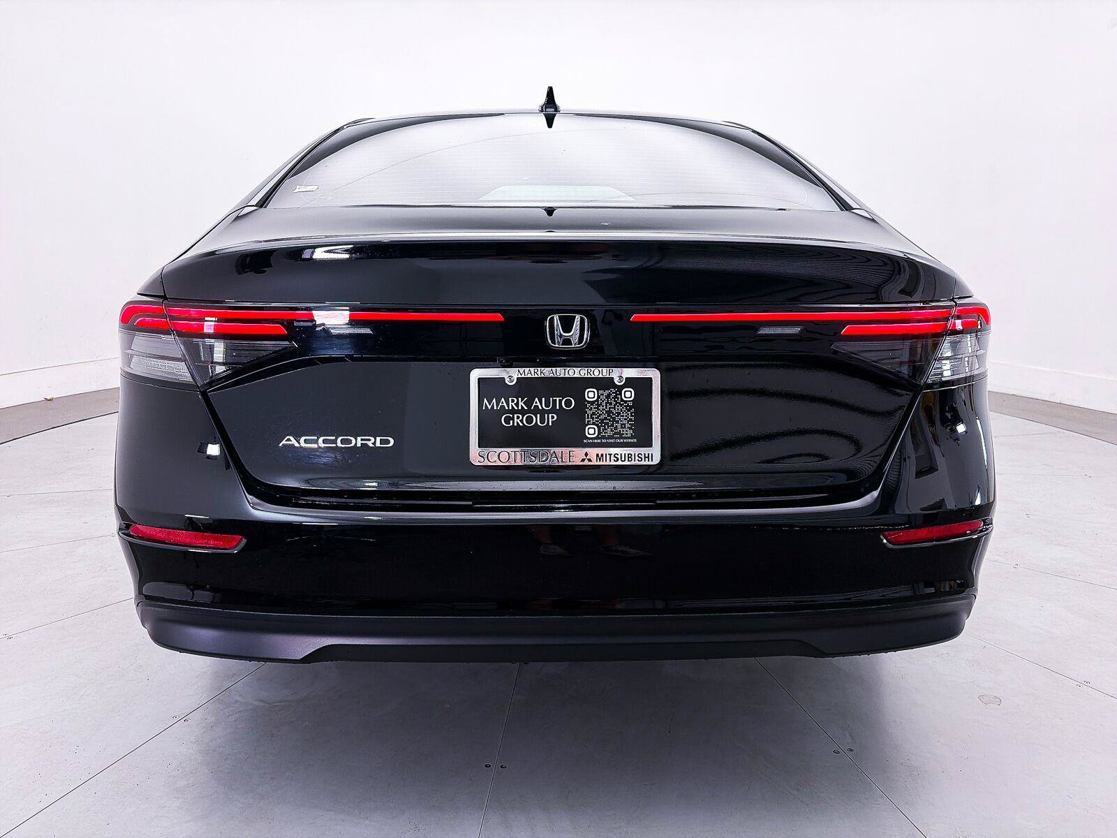 Used 2025 Honda Accord SE image 13