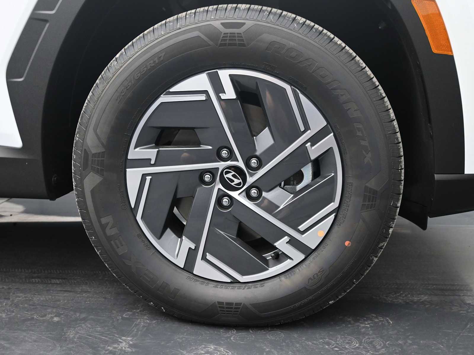 New 2026 Hyundai Tucson Blue SE w/ Tow & Go Package image 10