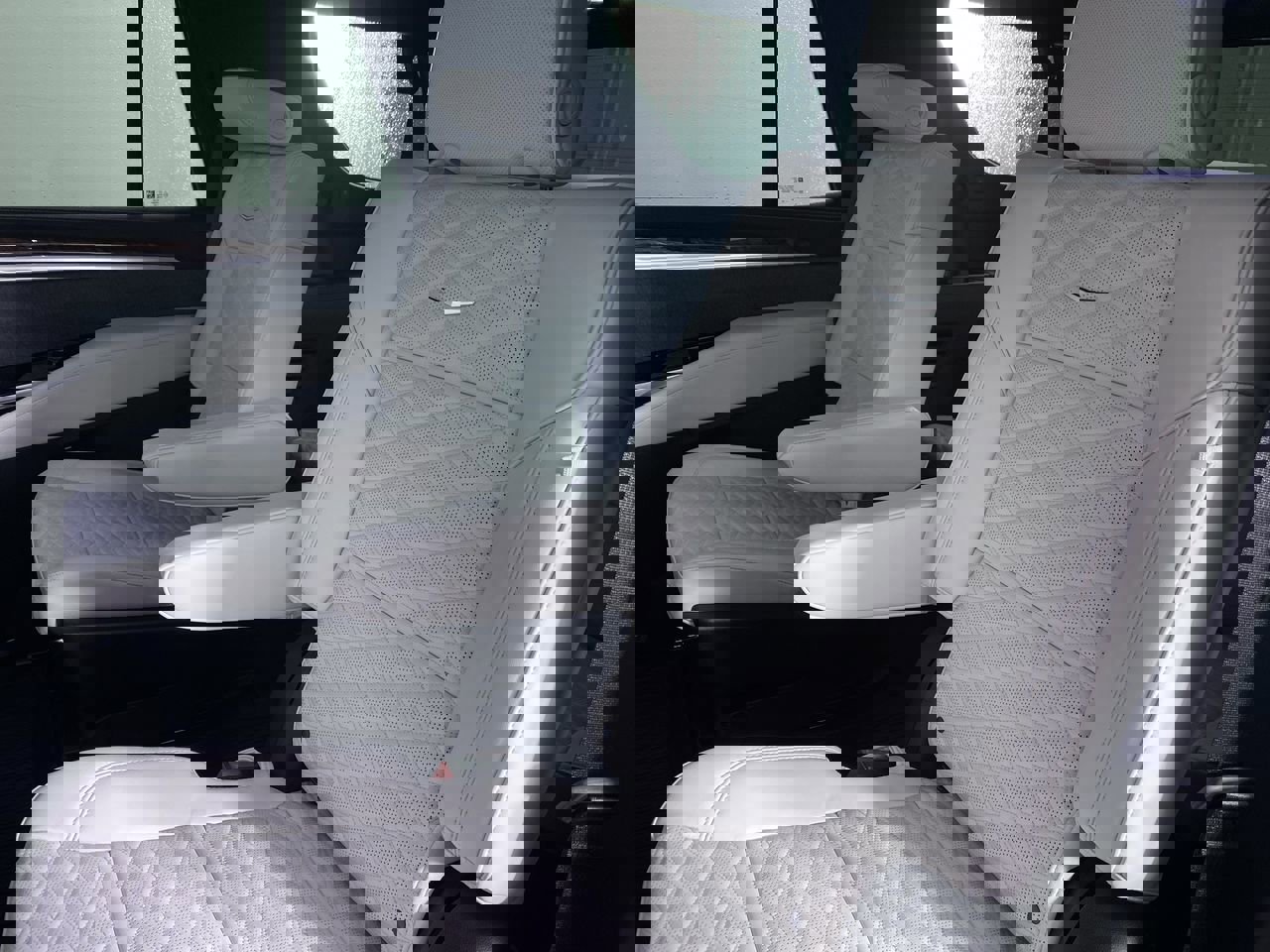 New 2025 Cadillac Escalade Sport Platinum w/ LPO, ONYX Package image 15