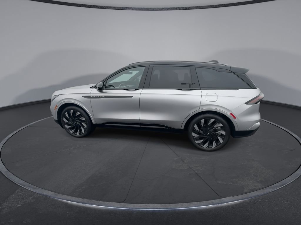 Used 2024 Lincoln Nautilus Reserve w/ Equipment Group 202A image 5