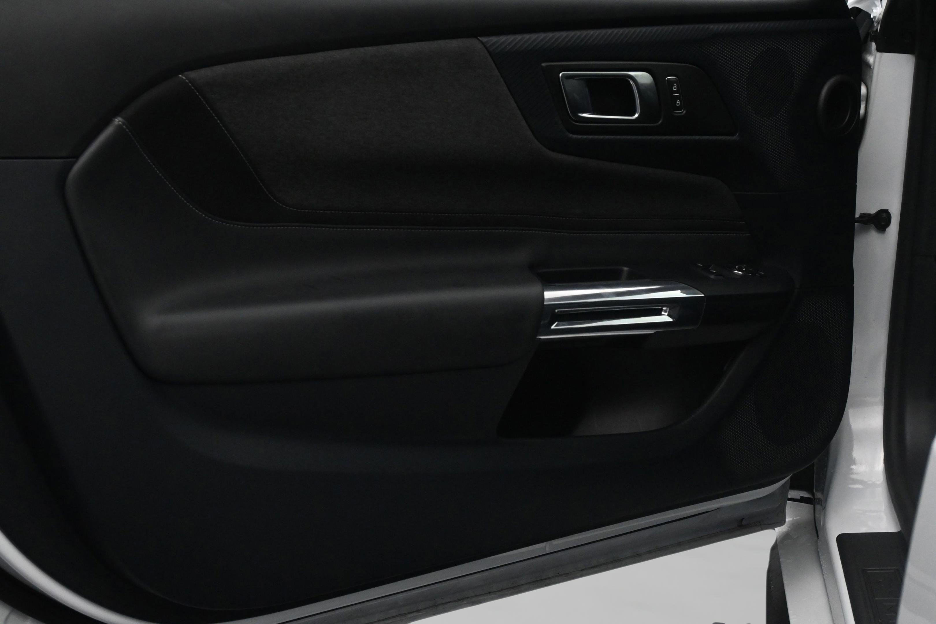 Used 2025 Ford Mustang GT RWD image 12