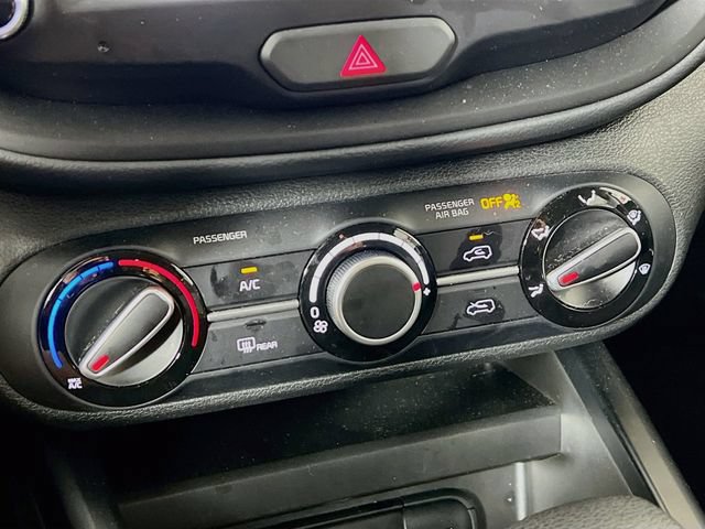 Used 2025 Kia Soul LX FWD image 18