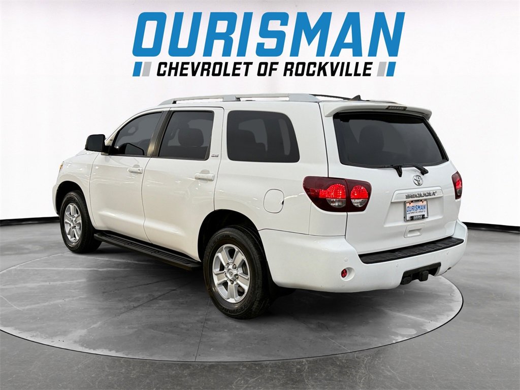Used 2019 Toyota Sequoia SR5 image 4
