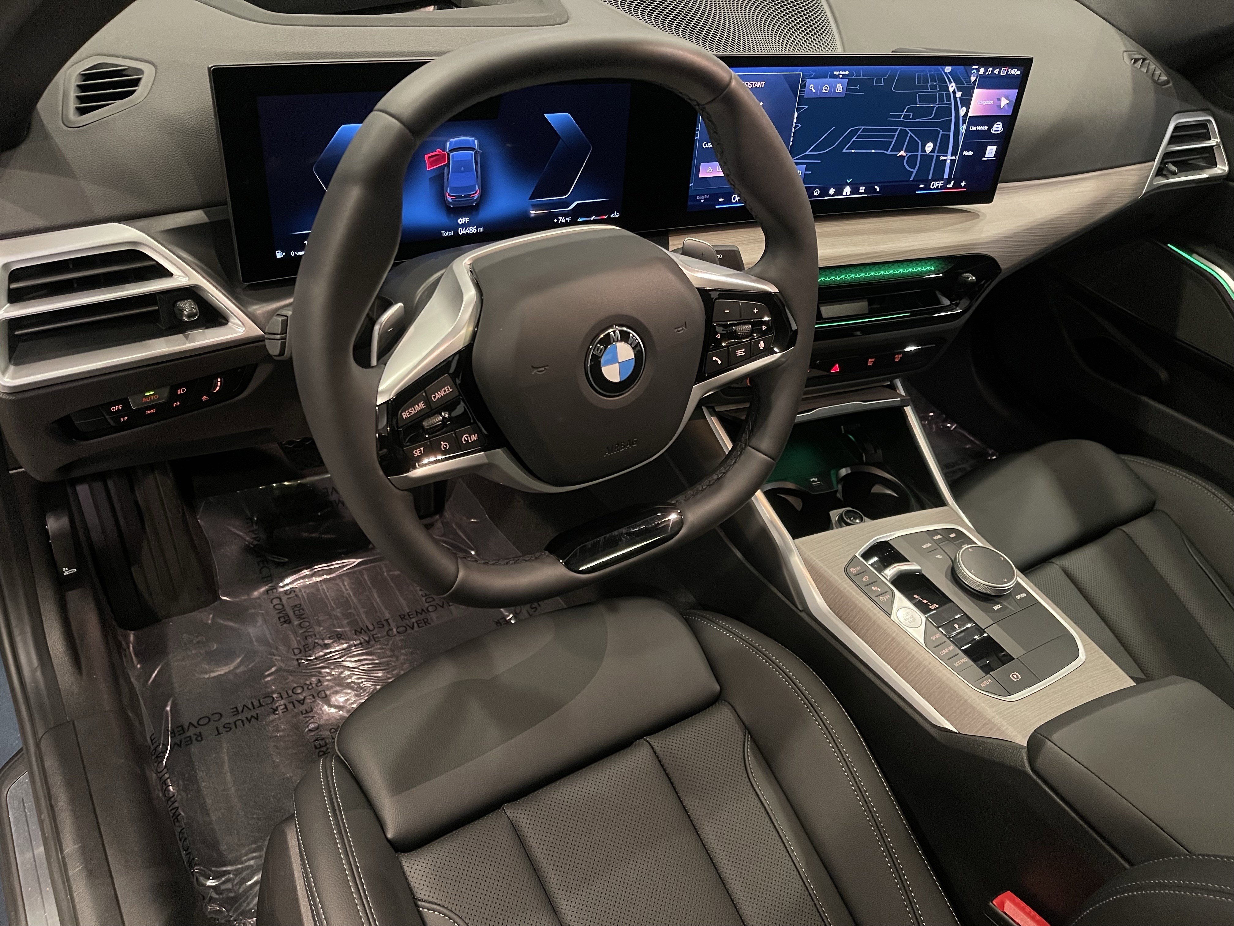 Used 2025 BMW 330i xDrive Sedan w/ Premium Package AWD/4WD image 13