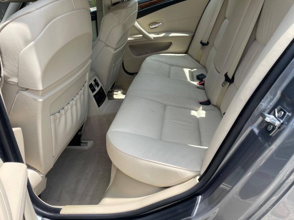 Used 2009 BMW 535i Sedan RWD image 16