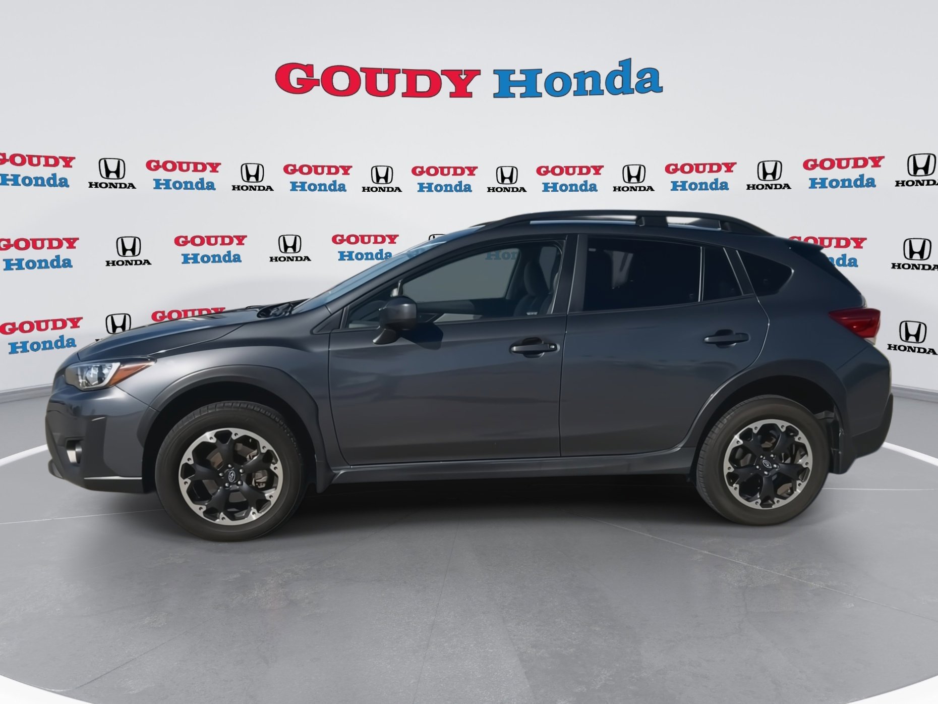 Used 2023 Subaru Crosstrek 2.0i Premium image 5