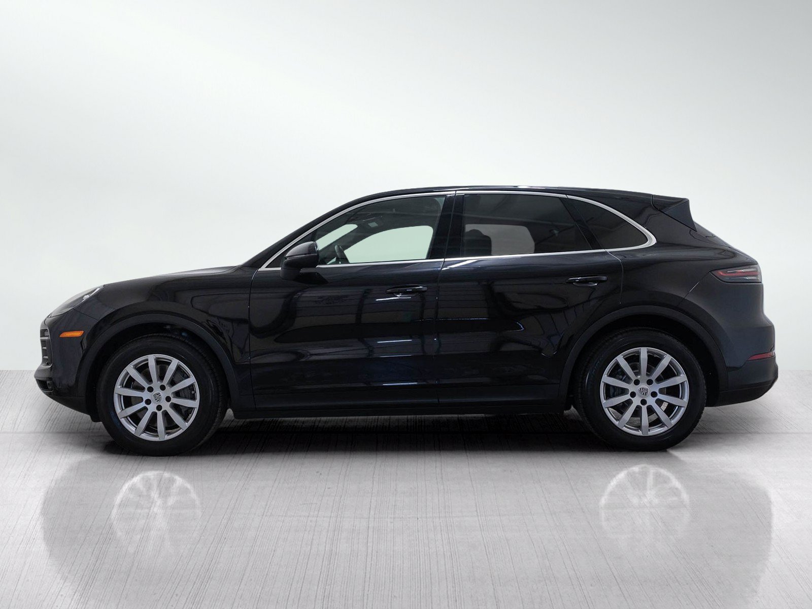 Used 2019 Porsche Cayenne S AWD/4WD image 3