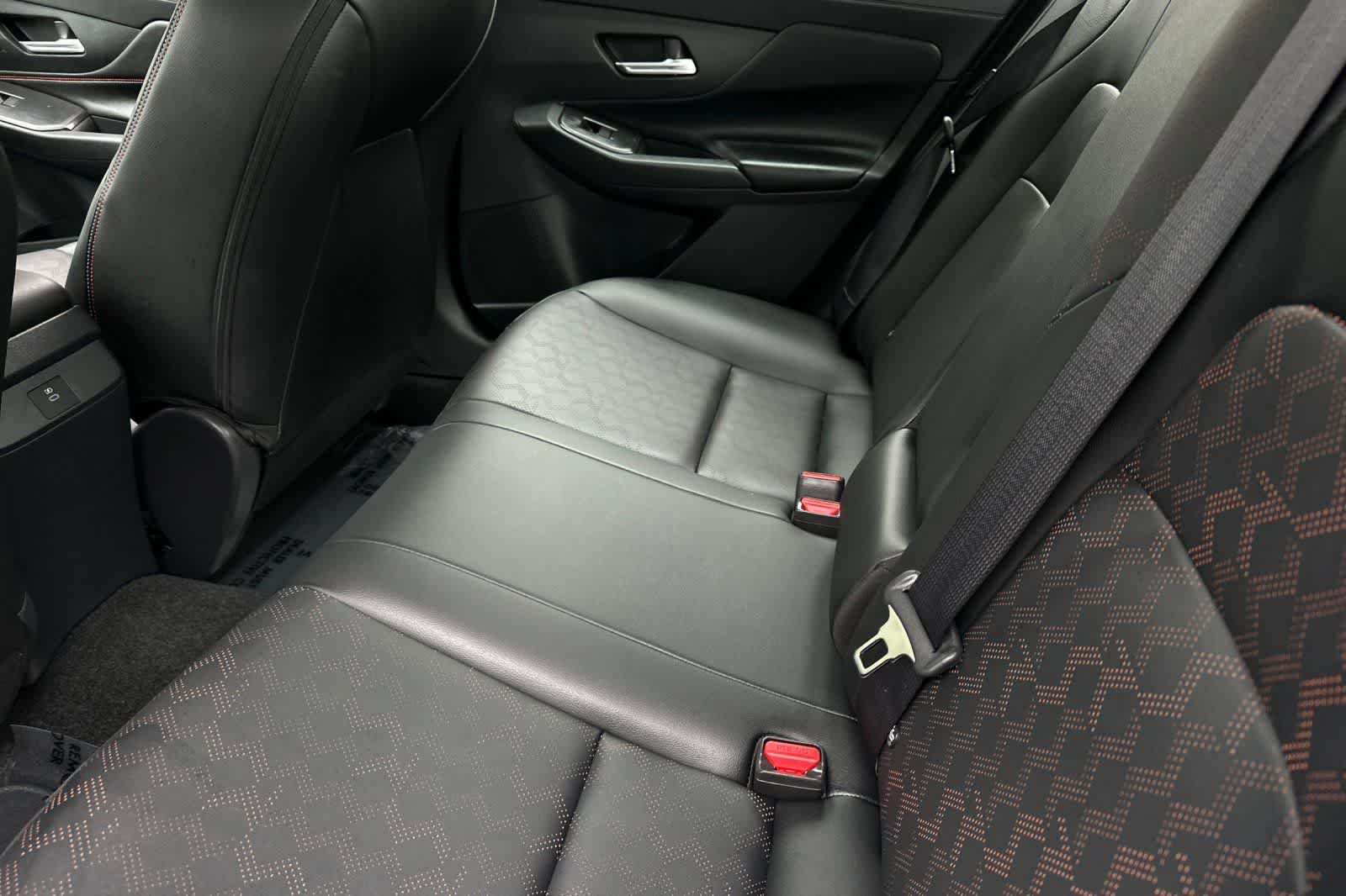 New 2026 Nissan Sentra SR FWD image 5