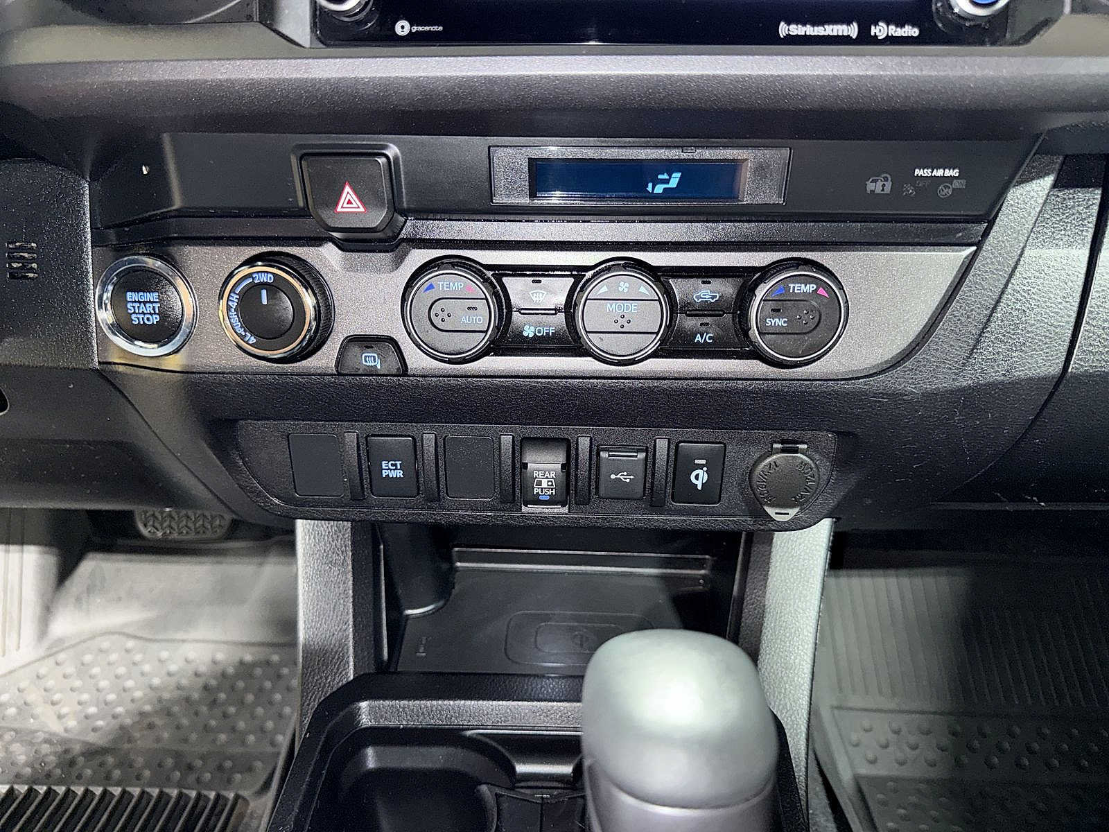 Used 2021 Toyota Tacoma TRD Sport AWD/4WD image 21