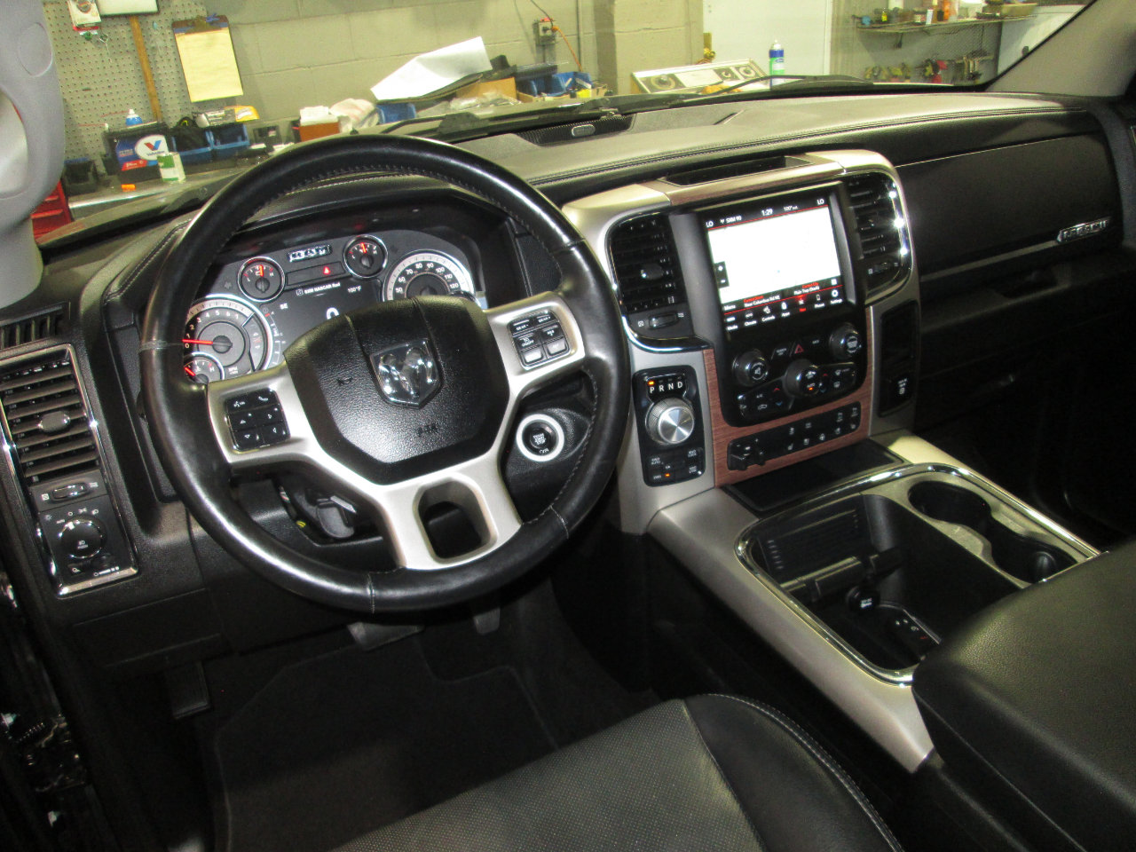 Used 2018 RAM 1500 Laramie w/ Convenience Group image 4