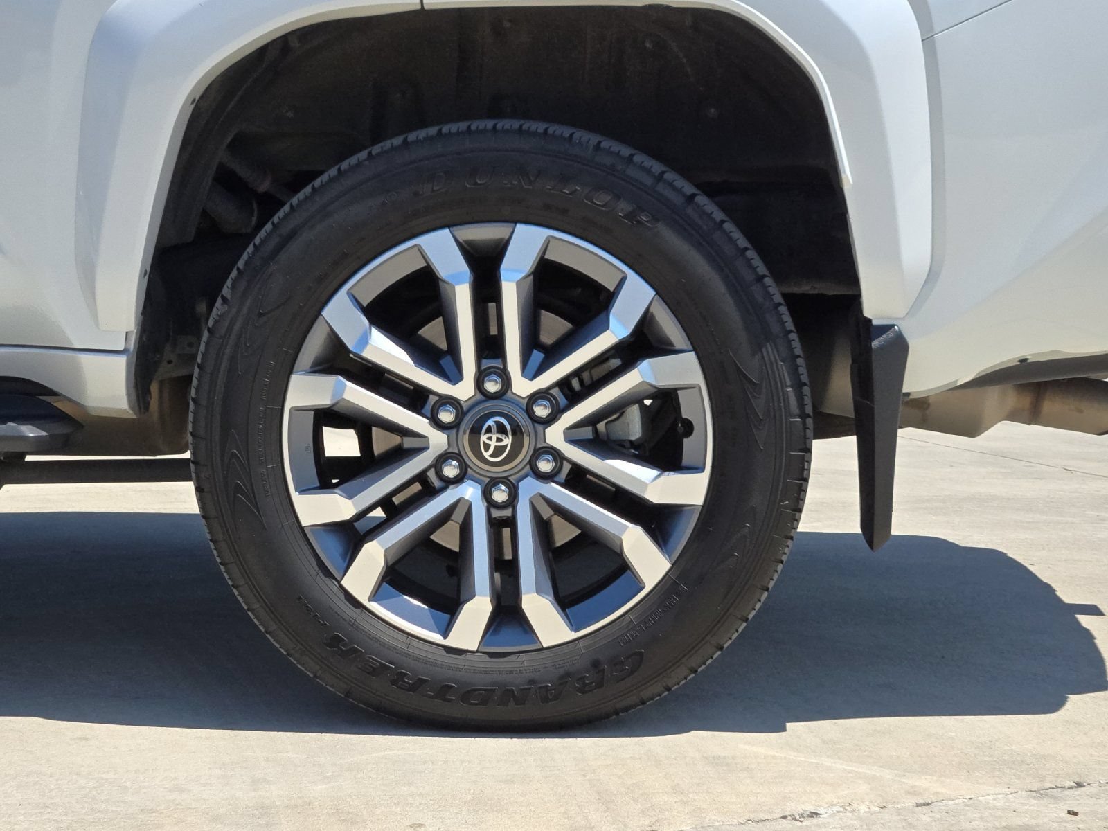 Certified 2025 Toyota 4Runner Limited AWD/4WD image 25