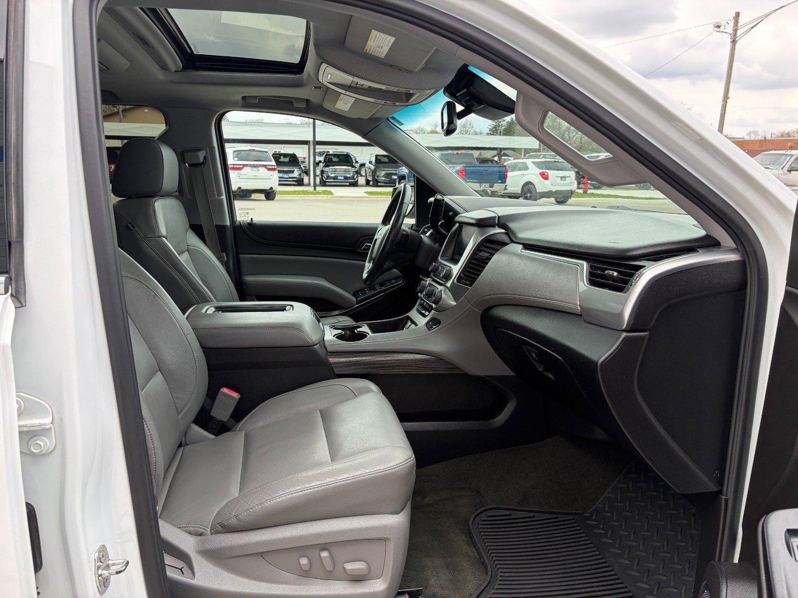 Used 2015 Chevrolet Tahoe LT AWD/4WD image 31