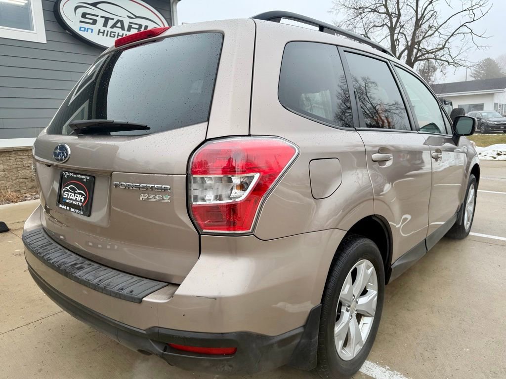 Used 2016 Subaru Forester 2.5i Premium AWD/4WD image 7