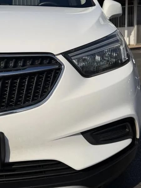 Used 2020 Buick Encore Preferred FWD image 9
