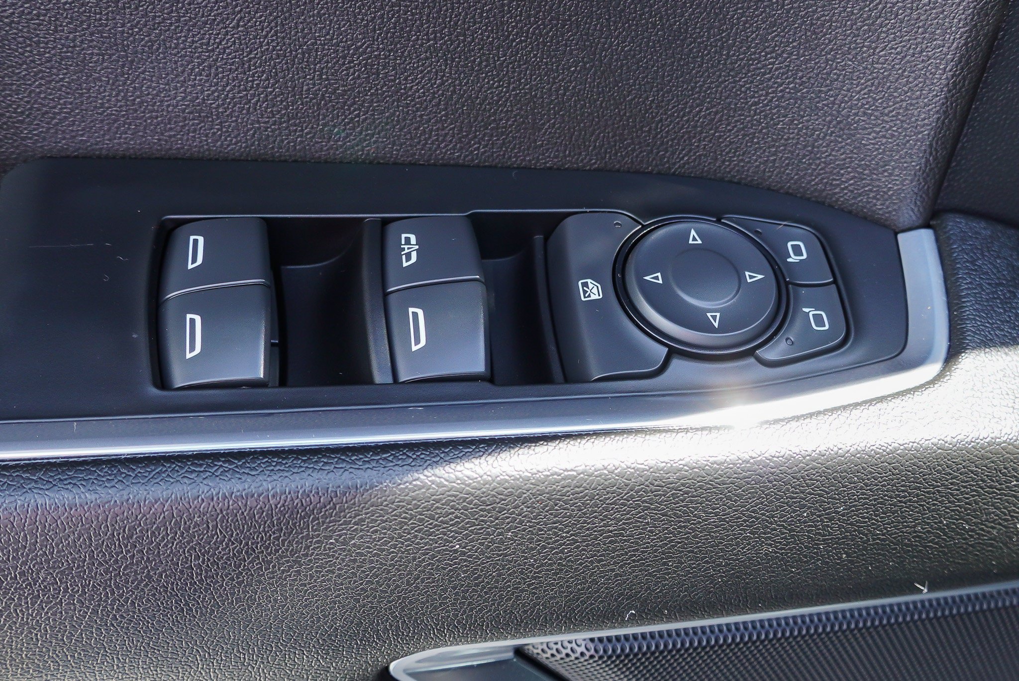 Used 2024 Chevrolet Silverado 1500 RST AWD/4WD image 20