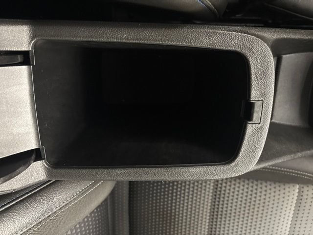 Used 2025 Chevrolet Trax LT FWD image 28