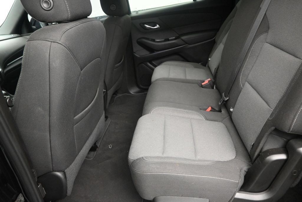 Used 2023 Chevrolet Traverse LT FWD image 14