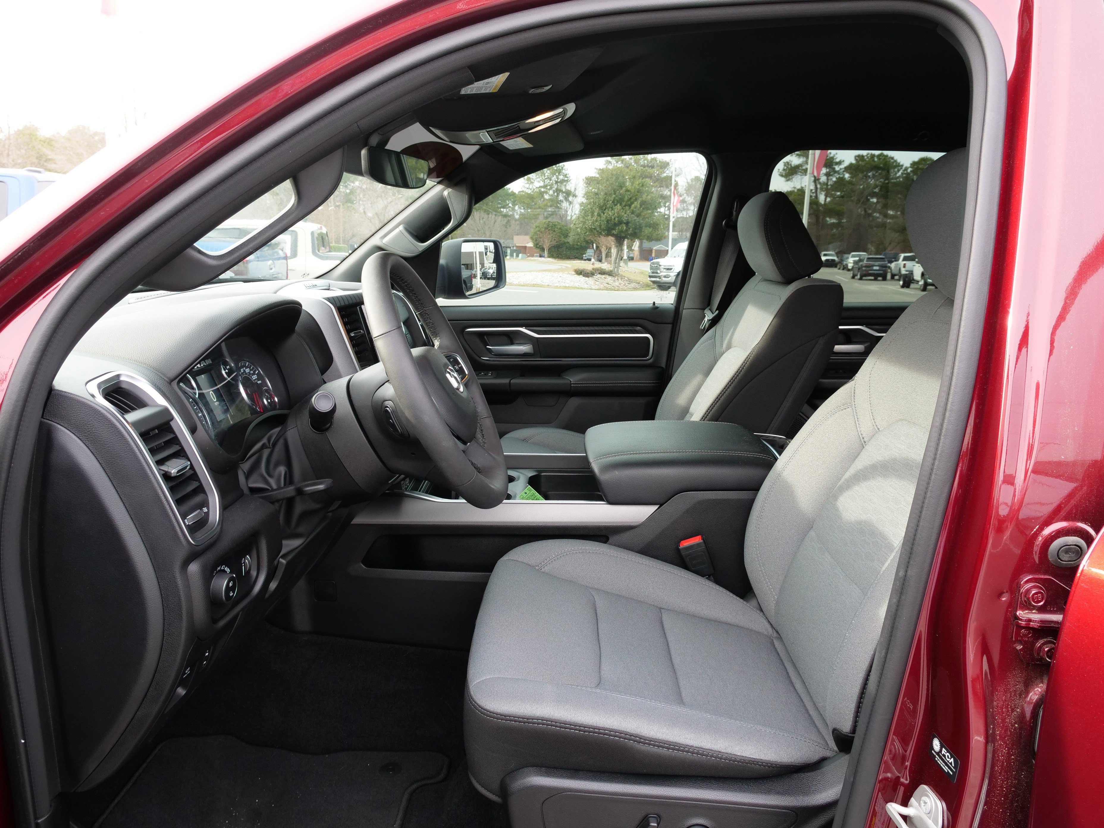 Certified 2025 RAM 1500 Big Horn image 16