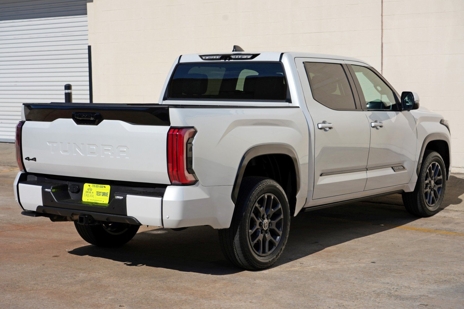 Used 2024 Toyota Tundra Platinum AWD/4WD image 56
