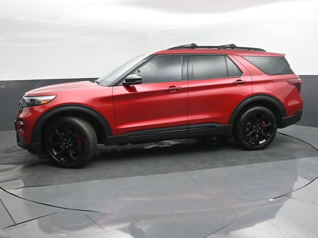 Used 2023 Ford Explorer ST w/ Equipment Group 401A AWD/4WD image 2