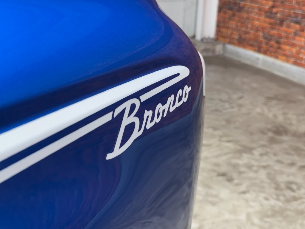 New 2026 Ford Bronco Heritage Edition AWD/4WD image 4