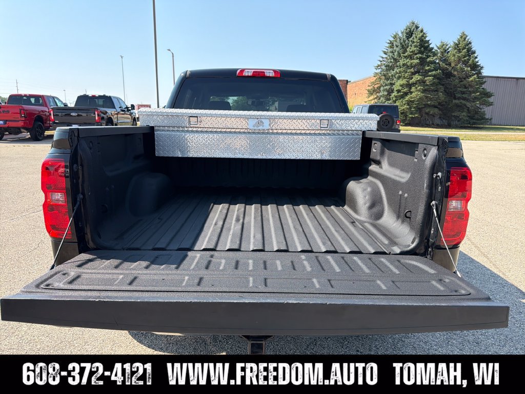 Used 2017 Chevrolet Silverado 1500 LT w/ All Star Edition AWD/4WD image 16
