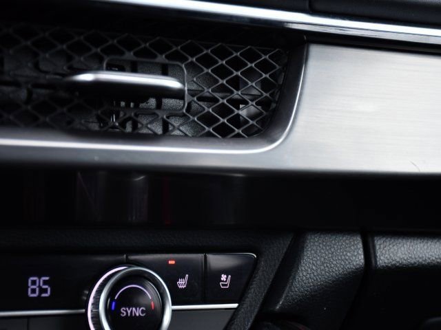 Certified 2025 Acura ADX A-Spec image 21