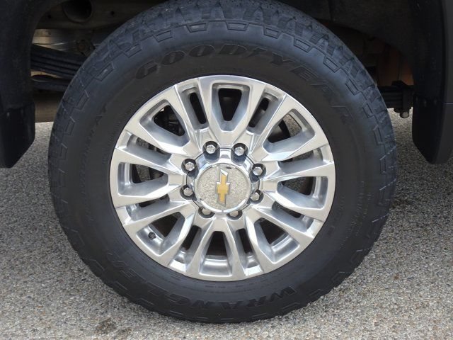 Used 2022 Chevrolet Silverado 2500 High Country w/ Z71 Off-Road Package AWD/4WD image 33