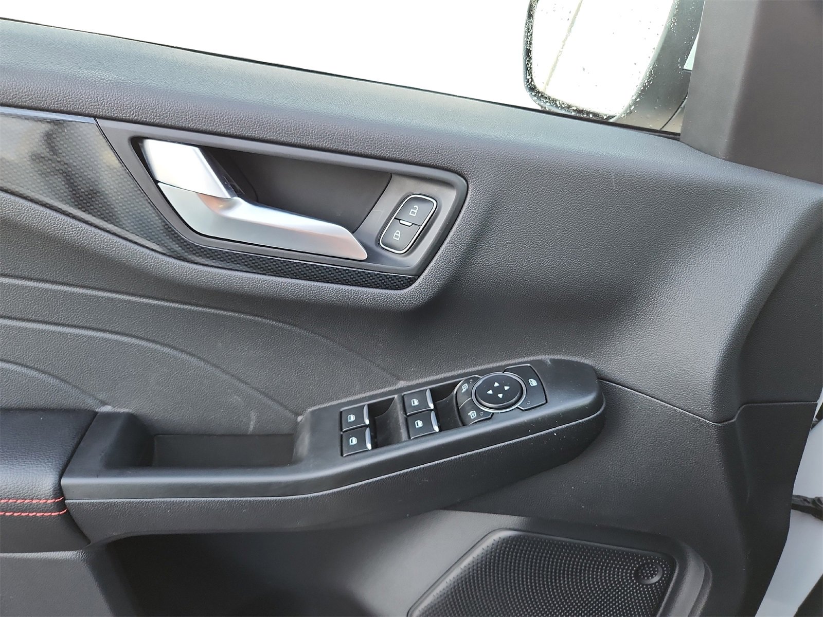 New 2026 Ford Escape ST-Line Select image 18