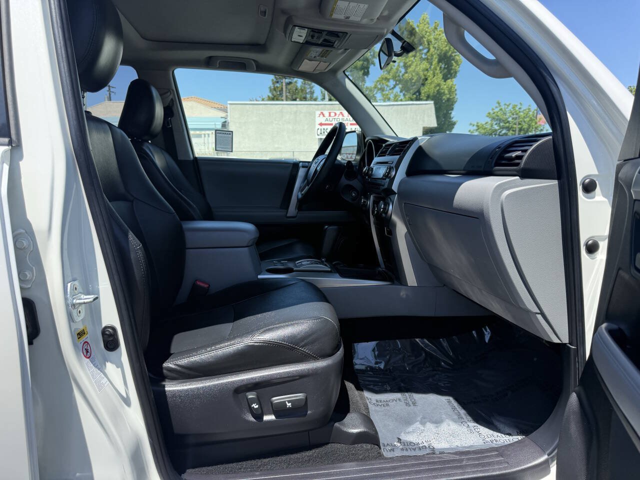 Used 2011 Toyota 4Runner SR5 w/ Convenience Pkg RWD image 12