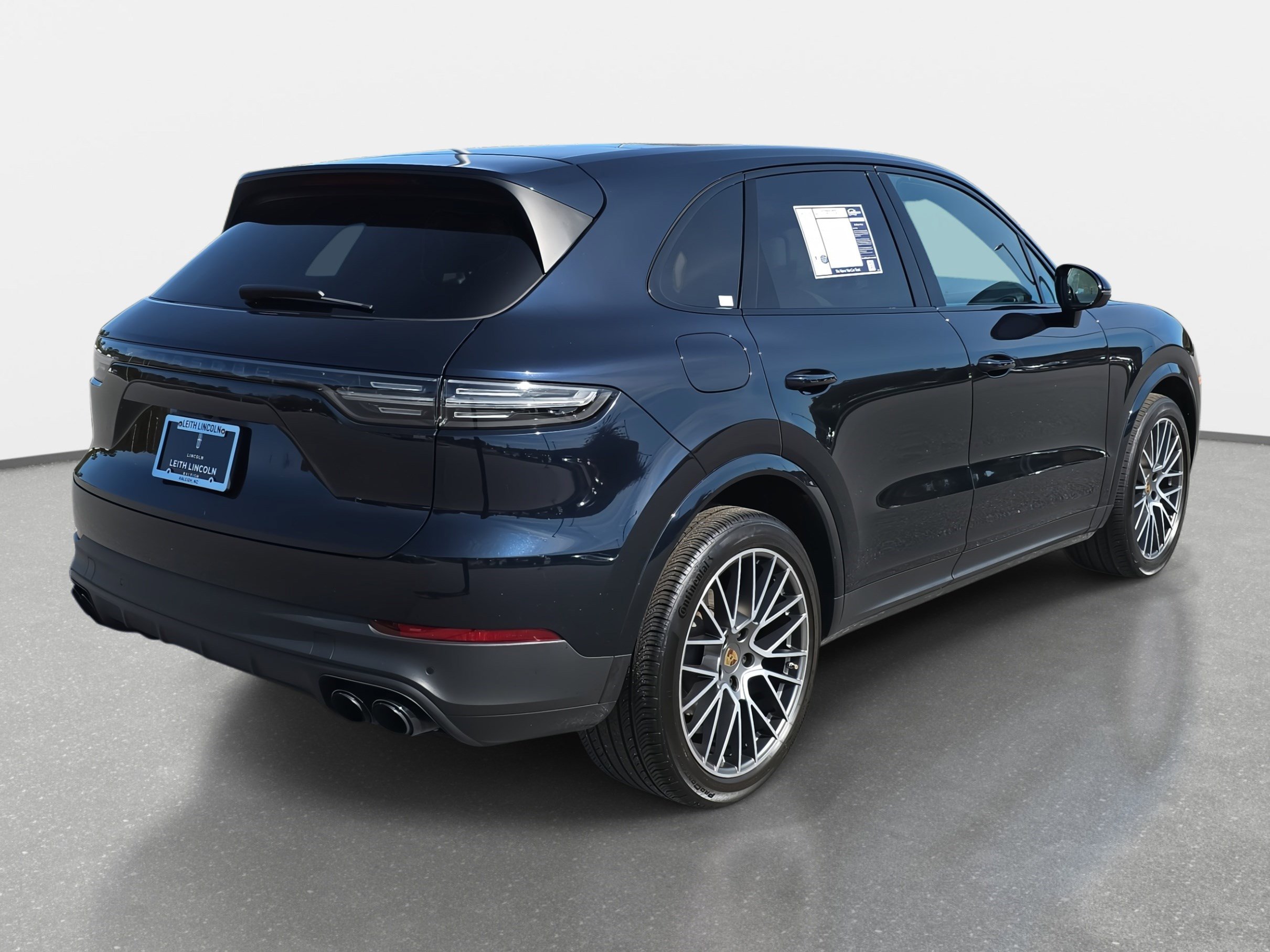 Used 2022 Porsche Cayenne S image 5