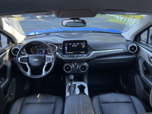 Used 2024 Chevrolet Blazer LT w/ Midnight/Sport Edition FWD image 20
