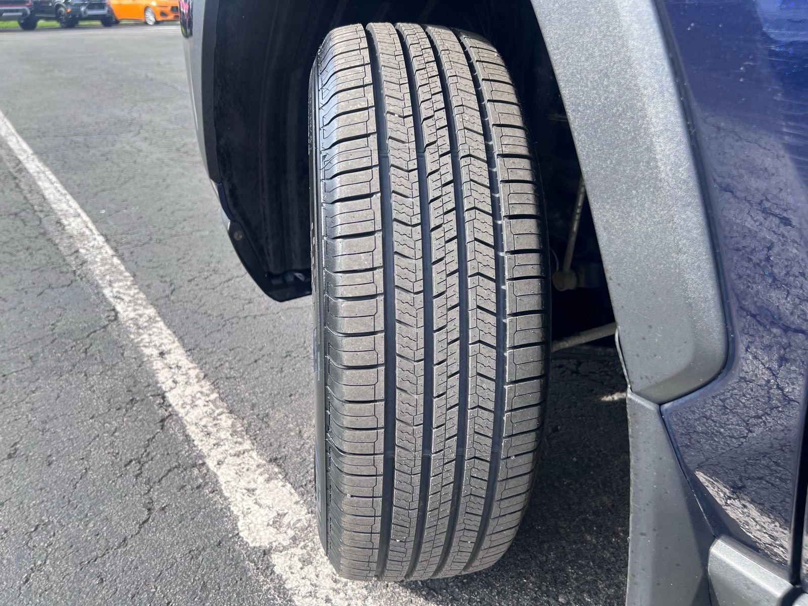 Used 2022 Toyota RAV4 XLE image 17