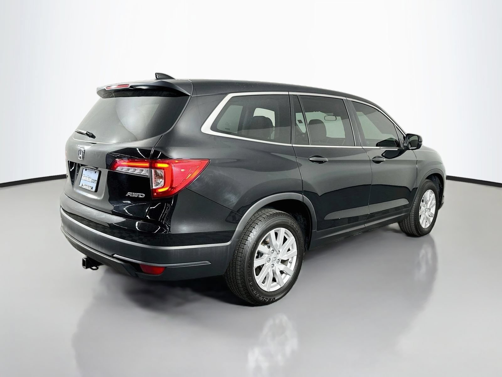 Used 2019 Honda Pilot LX image 8