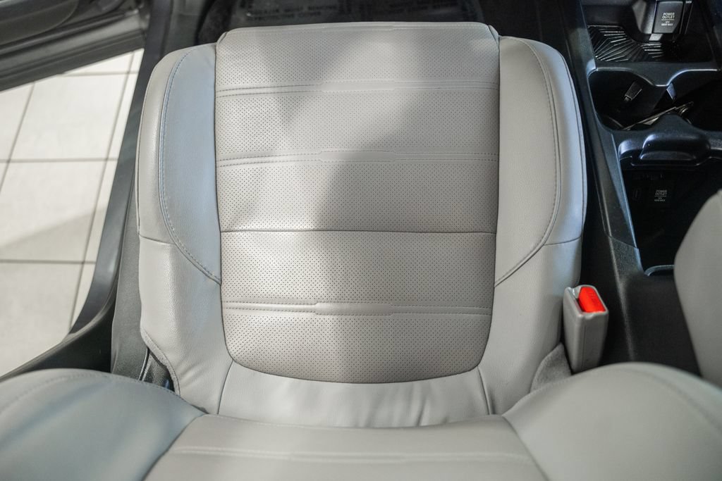 Used 2019 Honda CR-V EX-L image 26