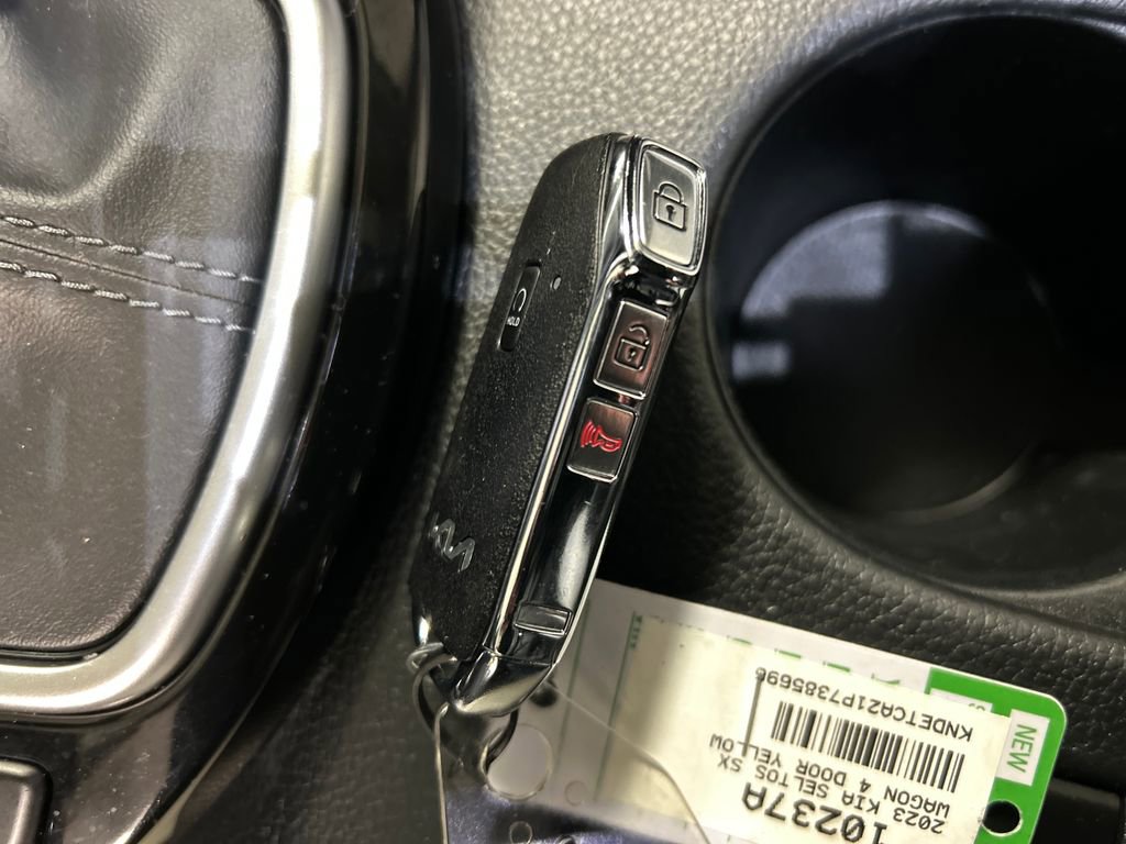 Used 2023 Kia Seltos SX w/ SX Sunroof Package image 20