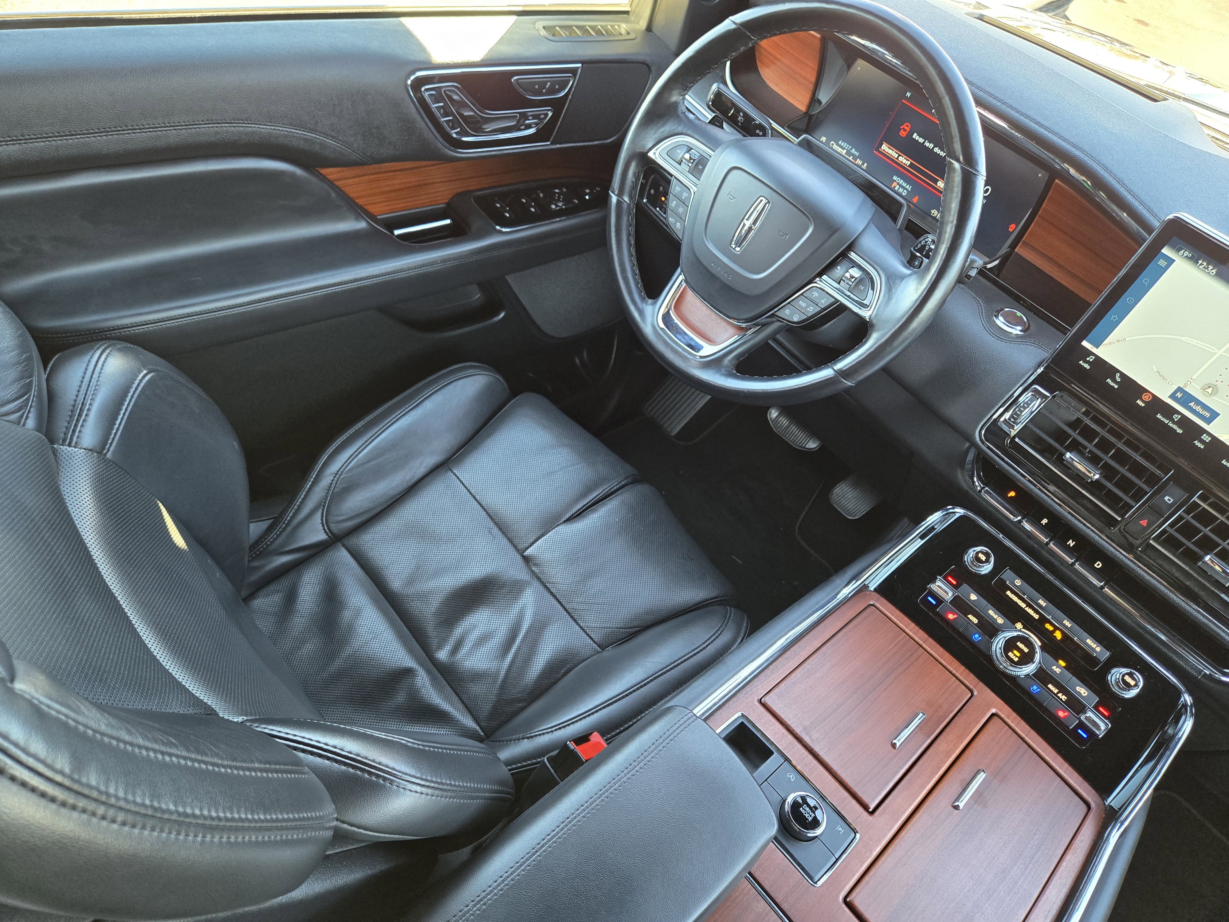 Used 2024 Lincoln Navigator Reserve image 20