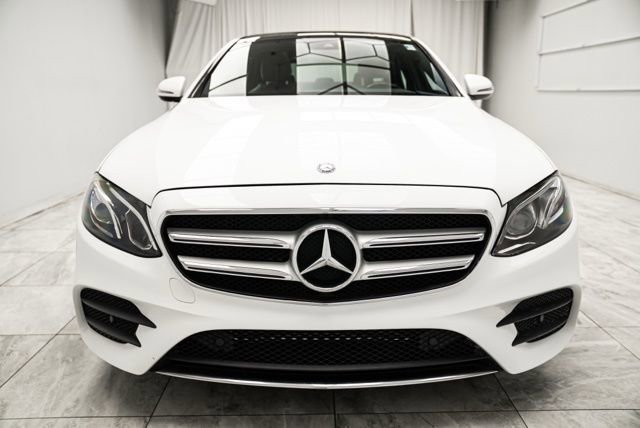 Used 2017 Mercedes-Benz E 300 4MATIC image 5