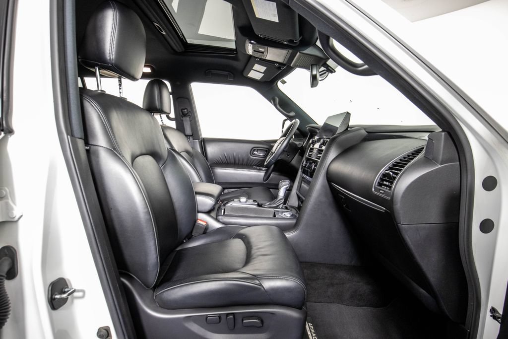 Used 2023 Nissan Armada SL w/ Midnight Edition Package RWD image 10