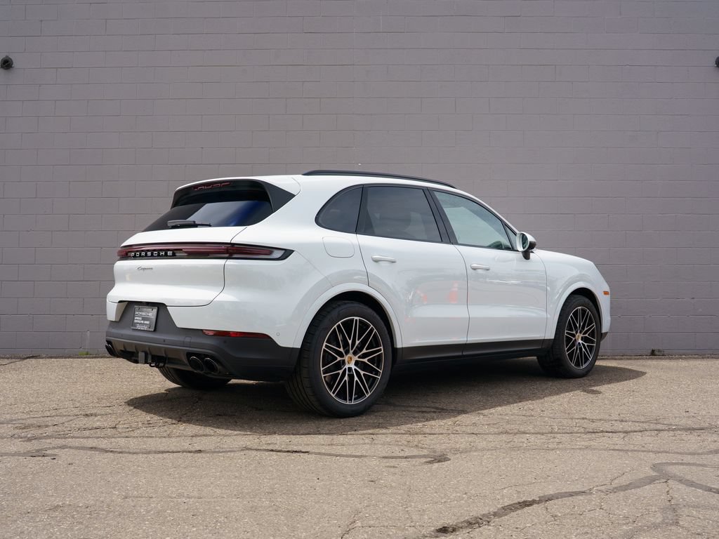 Certified 2026 Porsche Cayenne AWD/4WD image 7