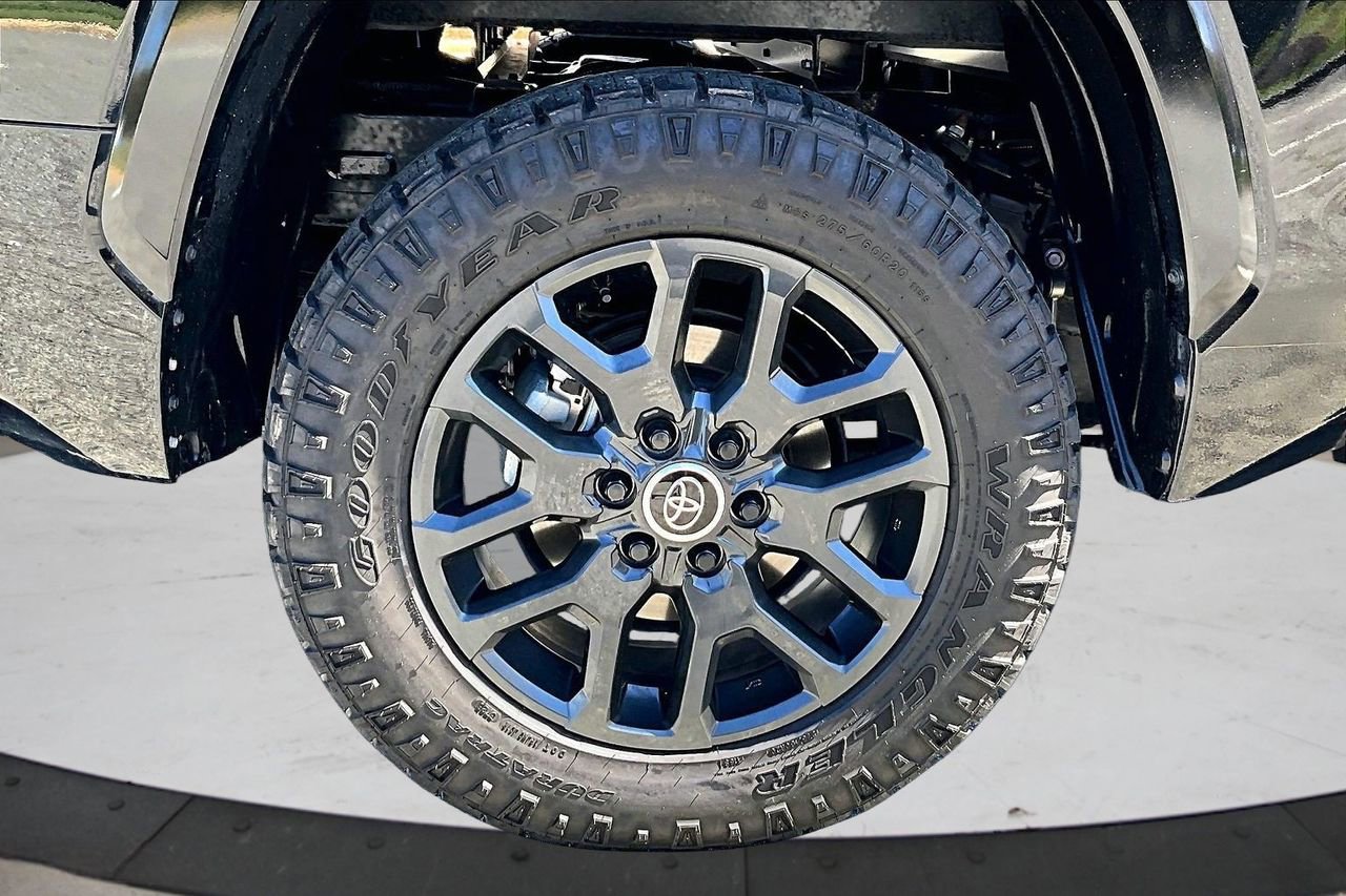Used 2024 Toyota Tundra Platinum image 35